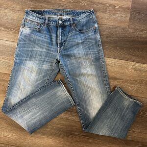 American Eagle 34x32 Extreme Flex 4 Slim Straight